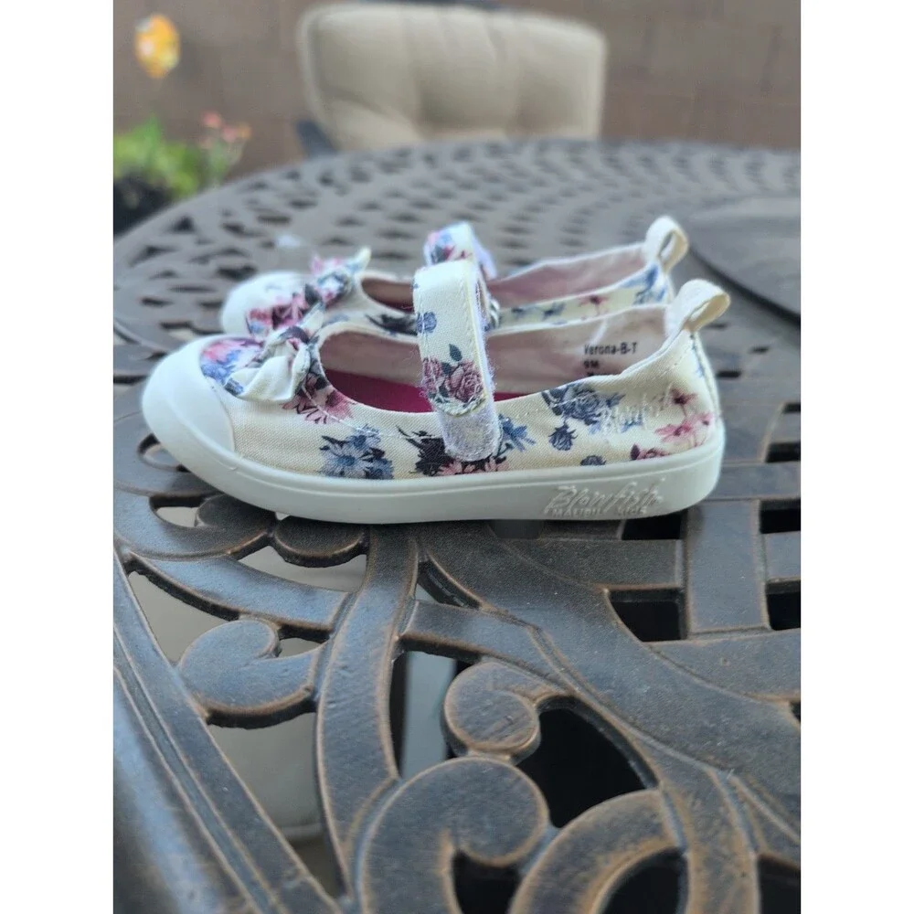 Blowfish Malibu Kids Toddler Size 9 Floral Velcroe Flats
